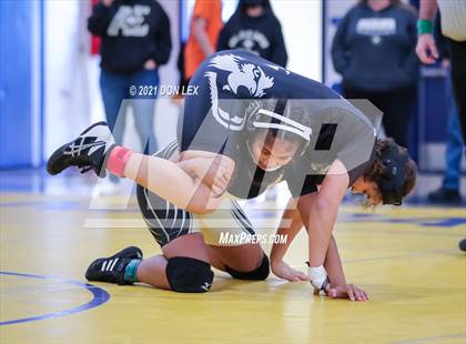Thumbnail 2 in Napa High Novice Tournament photogallery.