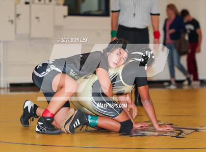 Thumbnail 1 in Napa High Novice Tournament photogallery.