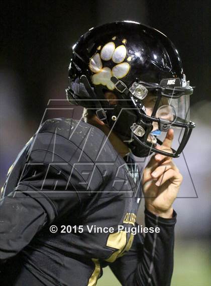 Thumbnail 3 in St. Francis @ Calabasas photogallery.