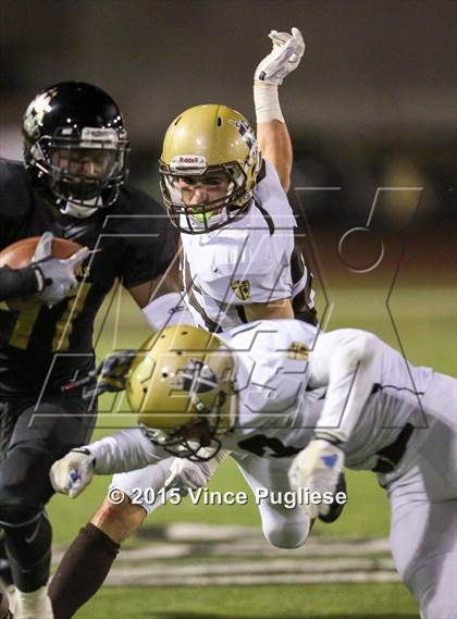 Thumbnail 1 in St. Francis @ Calabasas photogallery.