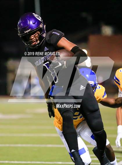Thumbnail 2 in Bishop Amat @ Cathedral photogallery.