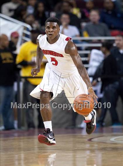Thumbnail 2 in Taft vs. Westchester (CIF LA City Section D1 Final) photogallery.