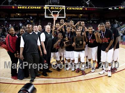 Thumbnail 2 in Taft vs. Westchester (CIF LA City Section D1 Final) photogallery.
