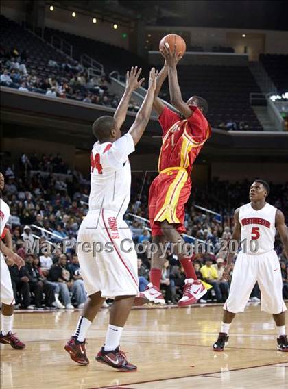 Thumbnail 2 in Taft vs. Westchester (CIF LA City Section D1 Final) photogallery.