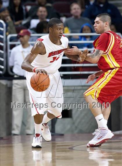 Thumbnail 2 in Taft vs. Westchester (CIF LA City Section D1 Final) photogallery.
