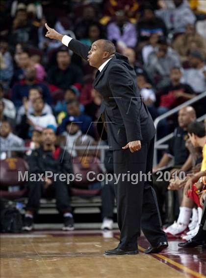 Thumbnail 3 in Taft vs. Westchester (CIF LA City Section D1 Final) photogallery.