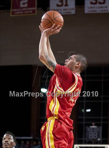 Thumbnail 3 in Taft vs. Westchester (CIF LA City Section D1 Final) photogallery.