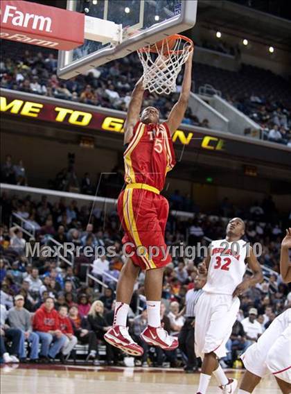 Thumbnail 3 in Taft vs. Westchester (CIF LA City Section D1 Final) photogallery.