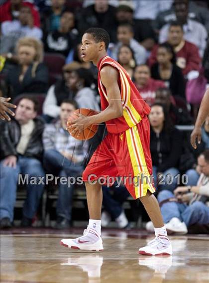 Thumbnail 2 in Taft vs. Westchester (CIF LA City Section D1 Final) photogallery.