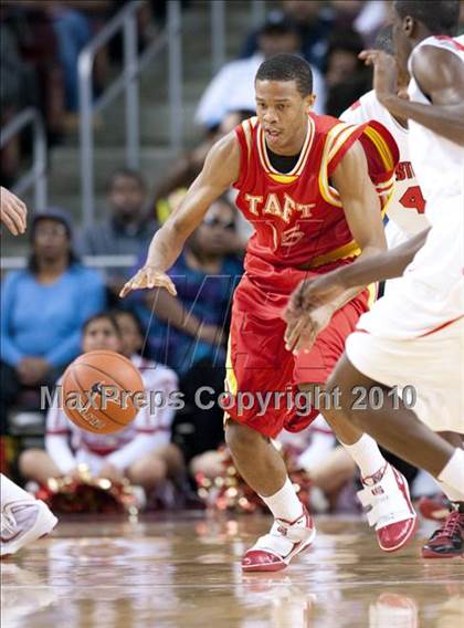Thumbnail 2 in Taft vs. Westchester (CIF LA City Section D1 Final) photogallery.