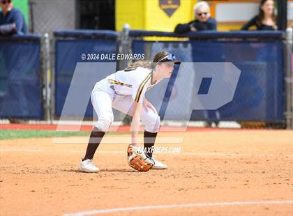 Thumbnail 1 in Francis Parker vs Castle Park (CIFSDS D5 Final) photogallery.