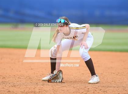 Thumbnail 3 in Francis Parker vs Castle Park (CIFSDS D5 Final) photogallery.