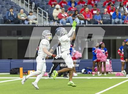 Thumbnail 3 in Loyola vs Serra (SoFi Stadium) photogallery.