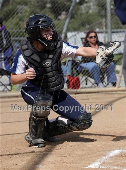 Thumbnail 3 in Saugus vs. Victor Valley (Desert Classic) photogallery.