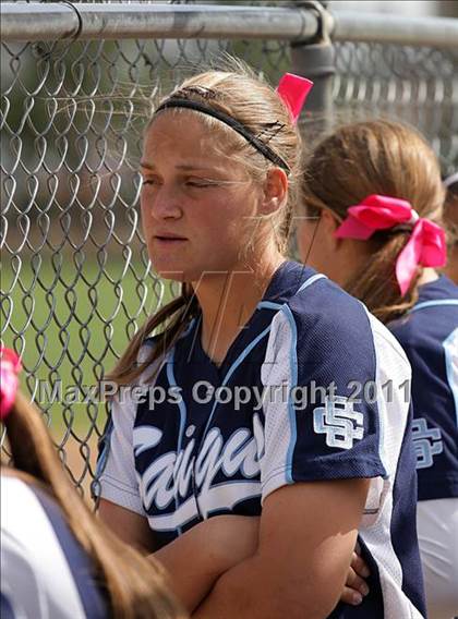 Thumbnail 3 in Saugus vs. Victor Valley (Desert Classic) photogallery.