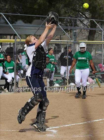 Thumbnail 3 in Saugus vs. Victor Valley (Desert Classic) photogallery.