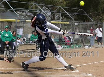 Thumbnail 1 in Saugus vs. Victor Valley (Desert Classic) photogallery.