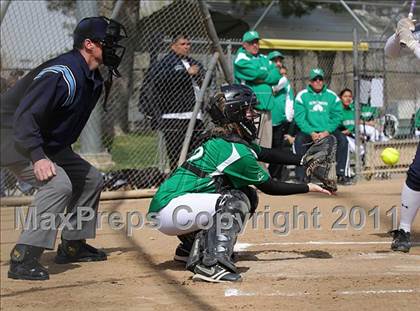 Thumbnail 1 in Saugus vs. Victor Valley (Desert Classic) photogallery.