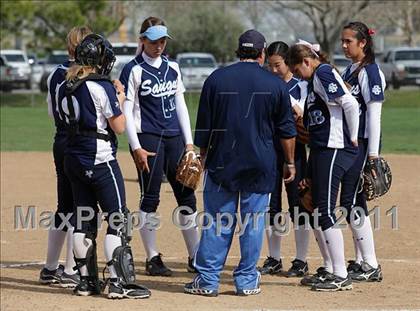 Thumbnail 1 in Saugus vs. Victor Valley (Desert Classic) photogallery.