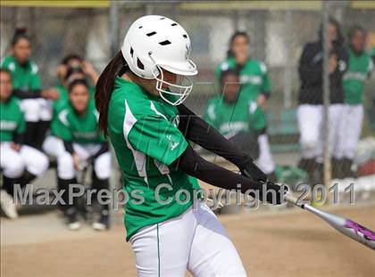 Thumbnail 2 in Saugus vs. Victor Valley (Desert Classic) photogallery.
