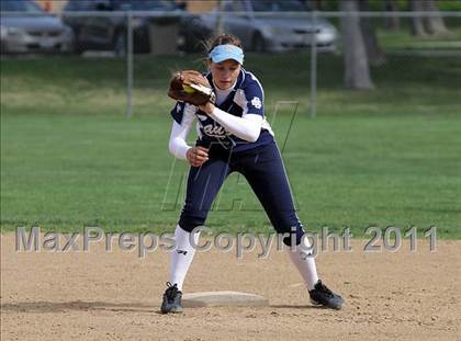 Thumbnail 3 in Saugus vs. Victor Valley (Desert Classic) photogallery.