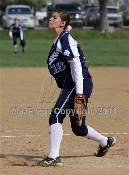 Thumbnail 3 in Saugus vs. Victor Valley (Desert Classic) photogallery.