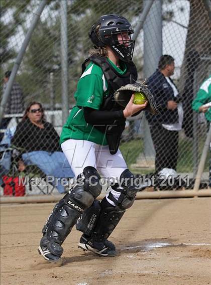 Thumbnail 3 in Saugus vs. Victor Valley (Desert Classic) photogallery.