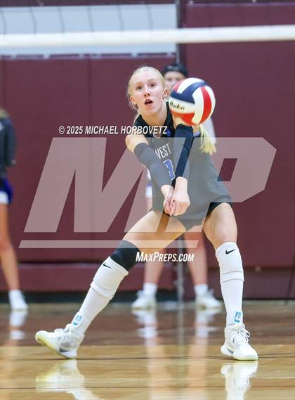 Thumbnail 1 in Plano West @ Plano photogallery.