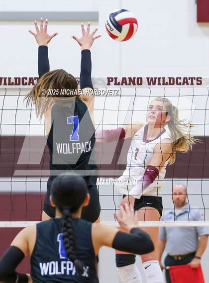 Thumbnail 3 in Plano West @ Plano photogallery.