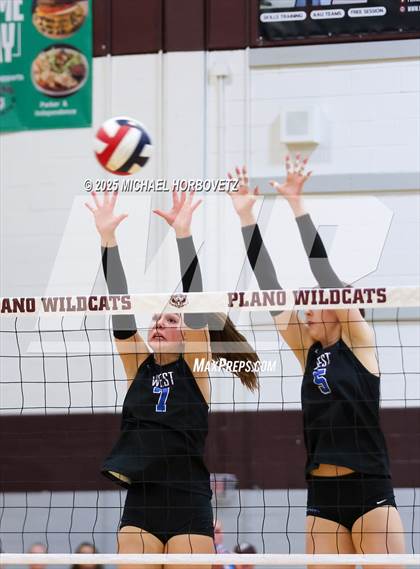 Thumbnail 3 in Plano West @ Plano photogallery.