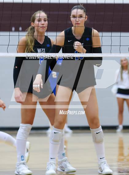 Thumbnail 1 in Plano West @ Plano photogallery.