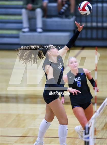 Thumbnail 3 in Plano West @ Plano photogallery.