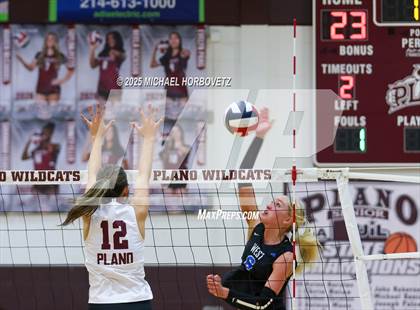 Thumbnail 3 in Plano West @ Plano photogallery.