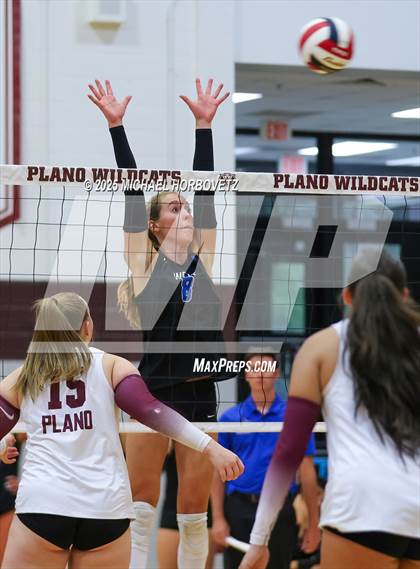 Thumbnail 1 in Plano West @ Plano photogallery.