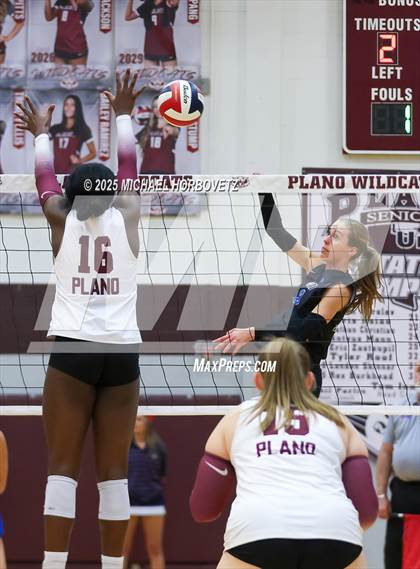 Thumbnail 2 in Plano West @ Plano photogallery.