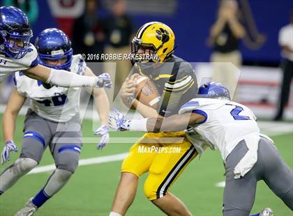 Thumbnail 2 in Chandler vs.Valdosta (Geico State Champions Bowl Series) photogallery.