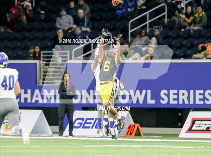 Thumbnail 1 in Chandler vs.Valdosta (Geico State Champions Bowl Series) photogallery.