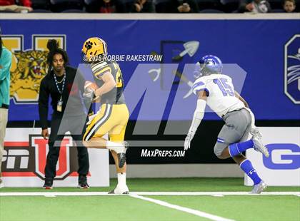 Thumbnail 3 in Chandler vs.Valdosta (Geico State Champions Bowl Series) photogallery.