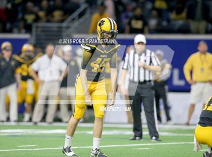 Thumbnail 2 in Chandler vs.Valdosta (Geico State Champions Bowl Series) photogallery.