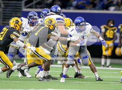 Thumbnail 2 in Chandler vs.Valdosta (Geico State Champions Bowl Series) photogallery.