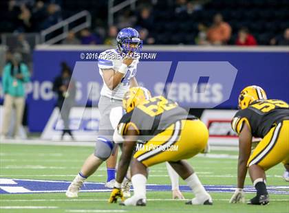 Thumbnail 1 in Chandler vs.Valdosta (Geico State Champions Bowl Series) photogallery.