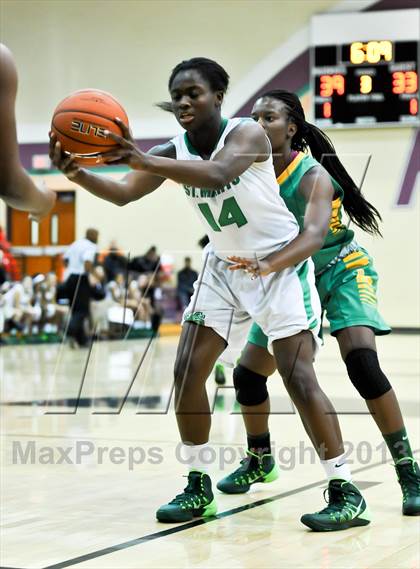 Thumbnail 2 in St. Mary's vs. Long Beach Poly (Nike Tournament of Champions) photogallery.