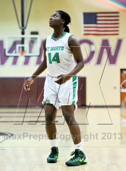 Thumbnail 3 in St. Mary's vs. Long Beach Poly (Nike Tournament of Champions) photogallery.