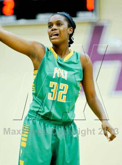 Thumbnail 2 in St. Mary's vs. Long Beach Poly (Nike Tournament of Champions) photogallery.