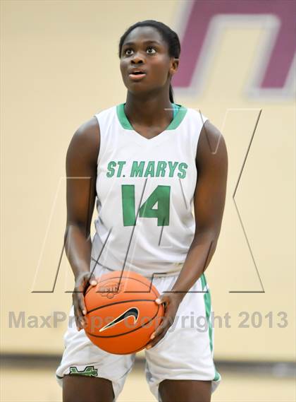 Thumbnail 1 in St. Mary's vs. Long Beach Poly (Nike Tournament of Champions) photogallery.