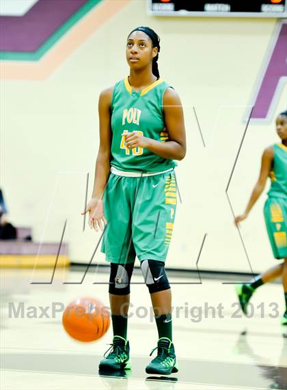Thumbnail 3 in St. Mary's vs. Long Beach Poly (Nike Tournament of Champions) photogallery.