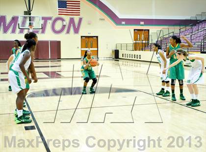 Thumbnail 2 in St. Mary's vs. Long Beach Poly (Nike Tournament of Champions) photogallery.