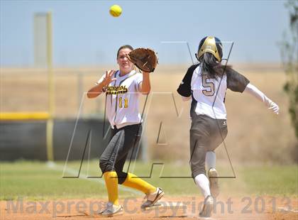 Thumbnail 3 in El Capitan @ Olympian photogallery.