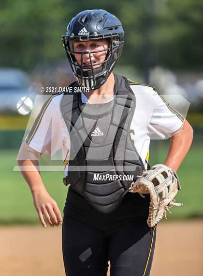 Thumbnail 2 in Valley vs Bettendorf (Rick Doran Classic) photogallery.