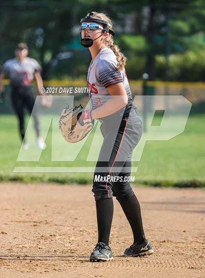 Thumbnail 2 in Valley vs Bettendorf (Rick Doran Classic) photogallery.